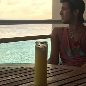 Meet your Posher, Ian